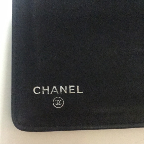 AUTHENTIC CAMILLA CHANEL SNAP WALLET (Limited Addition) - Picture 4 of 11